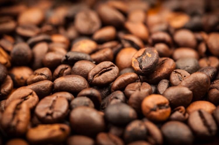 آیا قهوه برای تپش قلب ضرر دارد