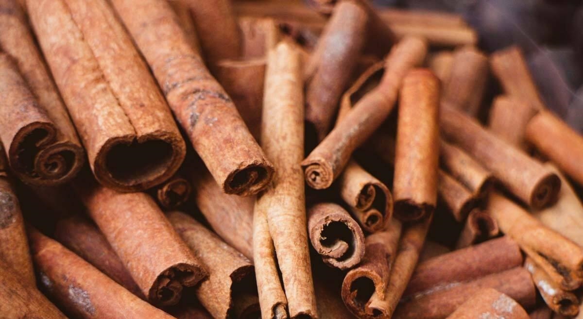 دارچین میتواند اثر داروها را تغییر دهد!