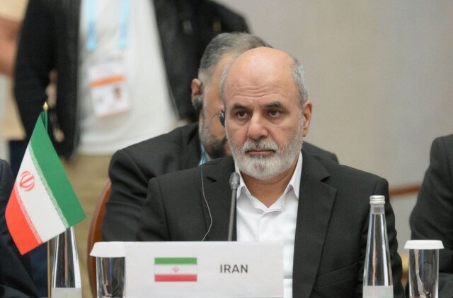 آمل |دیپلماسی «عهد رئیس جمهور» «گلایه آملی لاریجانی» و «دیپلماسی اجبار»