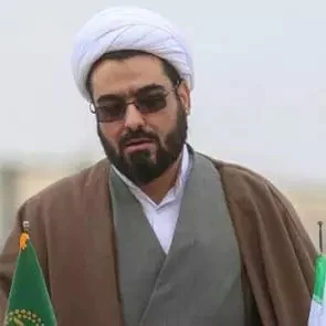 نویسنده کتاب دکل رایگان:روح&zwnj;الله ولی ابرقویی